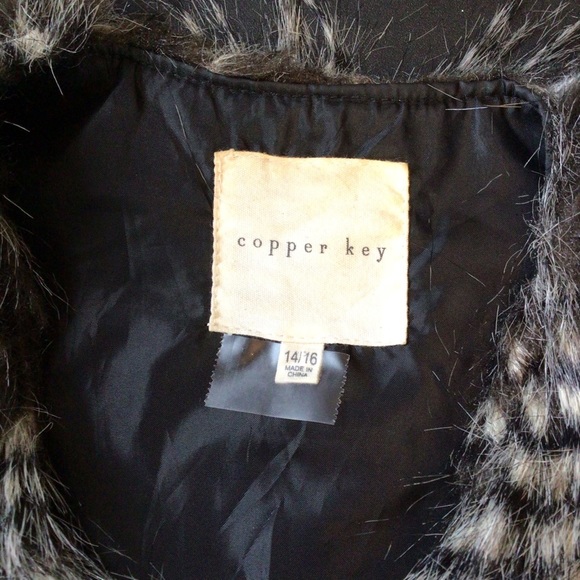 Copper Key Girls Feather Vest Size 14/16 - Picture 7 of 10